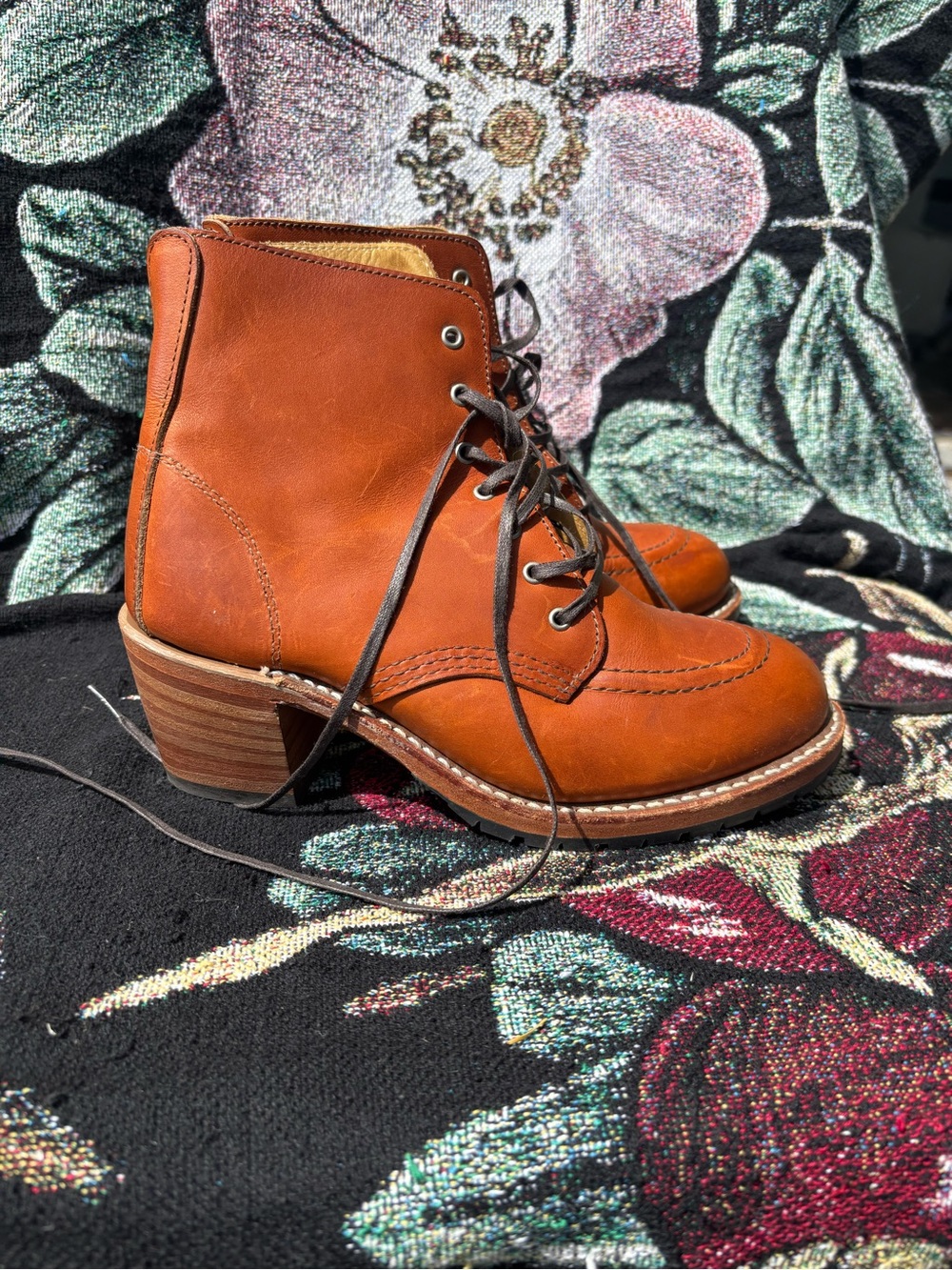 Red wing heritage Clara boot Women's Lace-Up Leather Ankle Boot in Cognac size 6